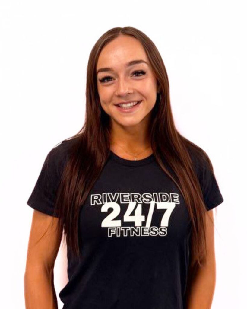 Laura, a personal trainer at riverside gym in ballina